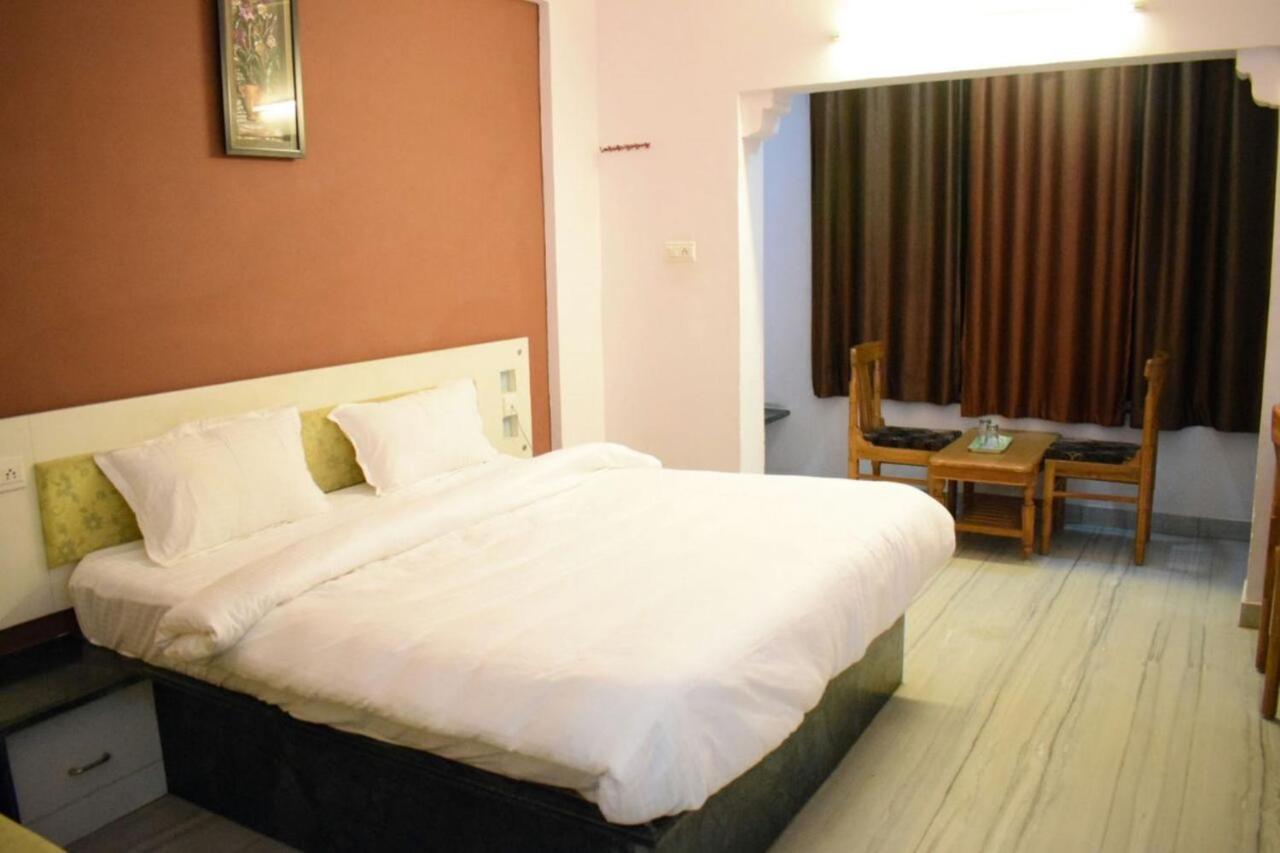 Times Raj Mahal Hotel Nāthdwāra Eksteriør billede